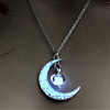 Glowing Pendant Necklaces : Black Sun Nova