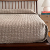 Quilted Linen Coverlet - linoto