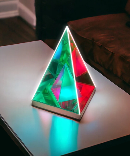 3D Polychromatic Pyramid Lamp
