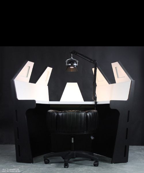 Darth-Vader Meditation Chamber Desk set