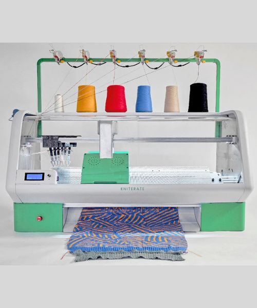 Digital Knitting Machine