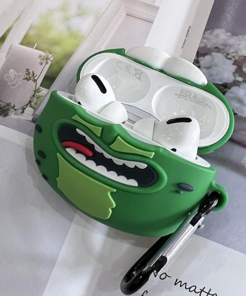 AirPods Pickle Case