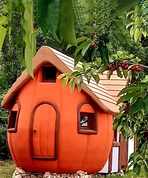 Magic Pumpkin House