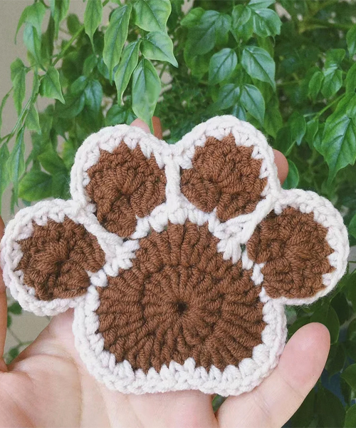Paw Coaster Crochet Pattern