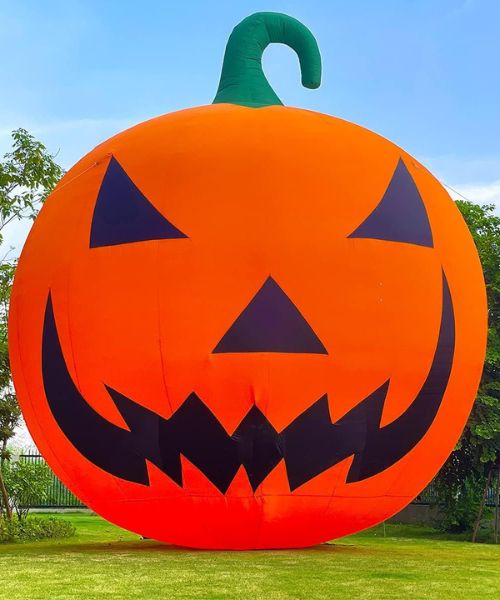 The 40 Foot Halloween Pumpkin